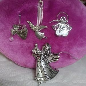 💥FINAL SALE💥 of 4 Angel ornaments💥